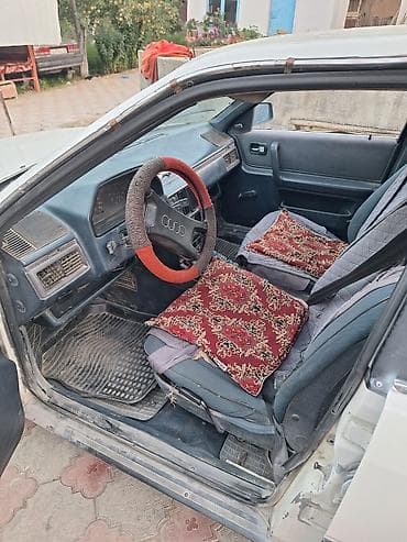буксиры: Audi 100: 1986 г., 1.8 л, Механика, Бензин, Седан — 5