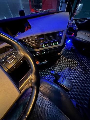 Транспорт: Тягач, Volvo, 2013 г., Без прицепа — 4