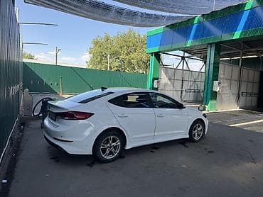 Hyundai Avante: 2016 г., Механика, Седан — 6
