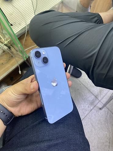 IPhone 14, Б/у, 128 ГБ, Голубой, Защитное стекло, Чехол, 83 %