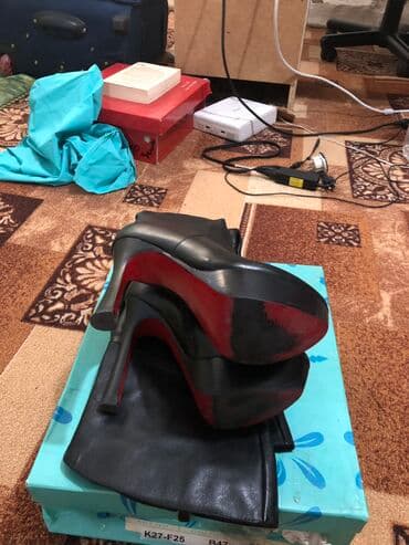 обувь мюли: Женские сапоги на высокой подошве — 3