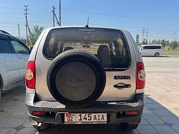 продажа нива 2131: Chevrolet Niva: 2012 г., 1.7 л, Механика, Бензин, Кроссовер — 3