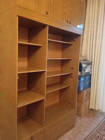 стенкалар: Дубал шкаф, Дубал шкаф түрү: Модулдуу, Үй, конок бөлмөсү үчүн, Өзгөчөлүктөрү: Тамак-аш идишин сактоо үчүн — 1
