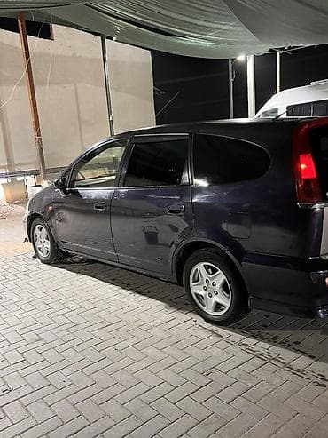 мотоцикл с коляской: Honda Stream: 2002 г., 2 л, Автомат, Бензин, Минивэн — 4