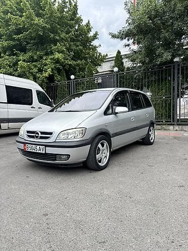 Opel Zafira: 2003 г., 1.8 л, Механика, Бензин, Минивэн — 1