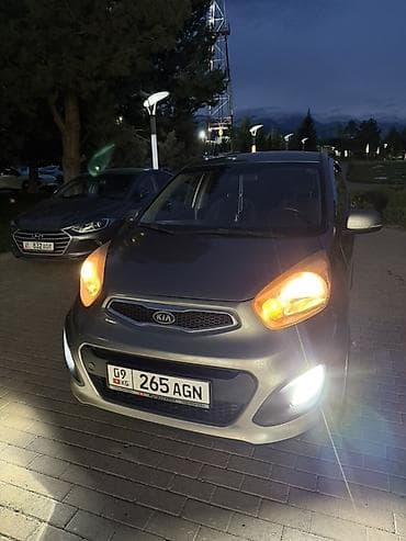 машина bwm: Kia Morning: 2011 г., 0.1 - engine capacity л, Автомат, Бензин, Хетчбек — 1