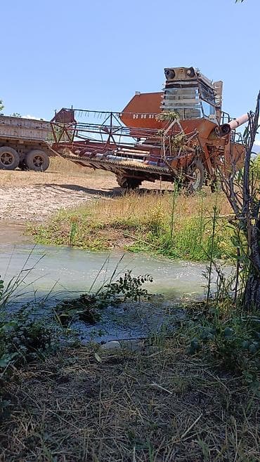васход 3 м: Зерноуборочный комбайн «НИВА СК5» с жаткой. Описание: - Полный — 1