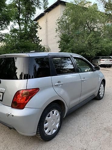 кант 1 май: Toyota Ist: 2002 г., 1.3 л, Автомат, Бензин — 3