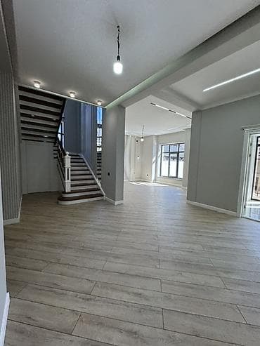 4 bedroom: Продаётся большой, современный дом на участке 6.5 соток в одном из — 8