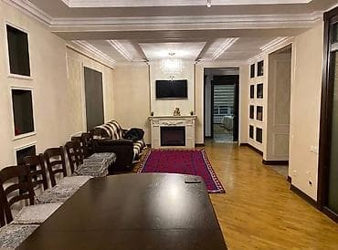 3: Сдается просторная 3-комнатная квартира в центре Бишкека (район — 8