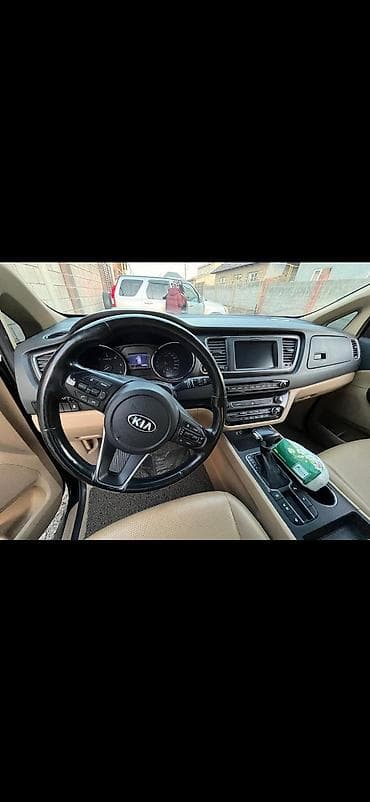 kia morning разбор: Kia Carnival: 2017 г., Автомат, Минивэн — 9