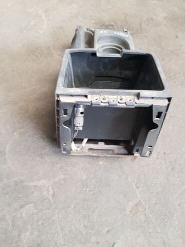 купить ниссан скайлайн в бишкеке: Nissan X Terra торпедо, Ниссан Икстерра Консоль нижняя #2. Икстерра — 3