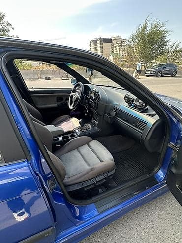 e 303: BMW 3 series: 1992 г., 2.8 л, Механика, Бензин, Седан — 5