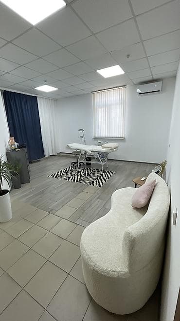 Аренда кабинетов в салонах красоты, 30 м²