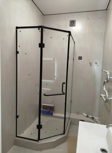 шкаф с тумбочкой: Отделочные работы шпаклёвка малярные работы штукатурка гипсокартон — 1