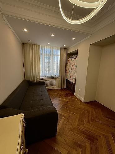 4 комнаты, 140 м² — 4