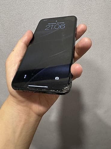 IPhone 11 Pro Max, Колдонулган, 64 ГБ, Кара, Каптама, 74 % — 3