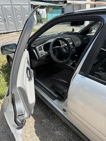 авенир: Nissan Avenir: 2000 г., 1.8 л, Механика, Бензин, Седан — 7