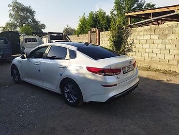 black edition: Kia K5: 2018 г., 2 л, Автомат, Газ, Седан — 3