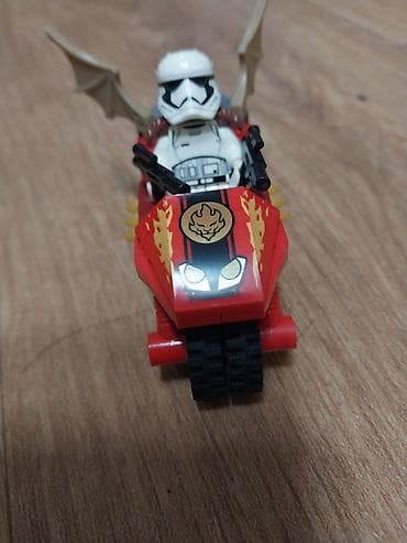 dragon: Игровой набор-конструктор из совместимых с LEGO деталей: красный — 1