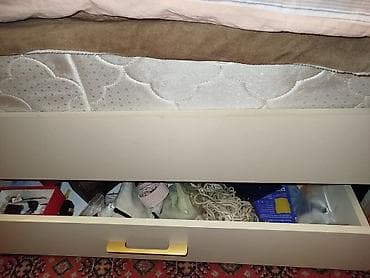 foldable table: Двуспальная кровать с мягким изголовьем + матрас - Размер: 210см — 9