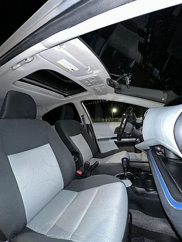 Продажа авто: Toyota Prius C: 2012 г., 1.5 л, Вариатор, Гибрид, Хэтчбэк — 7
