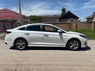 hyundai elantra 2023: Hyundai Sonata: 2020 г., Седан — 4
