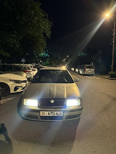 чери: Skoda Octavia: 2005 г., Седан — 1