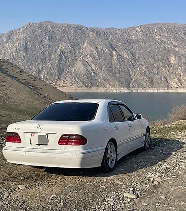 124 е 500: Mercedes-Benz E-Class: 1998 г., 2.6 л, Автомат, Бензин, Седан — 4