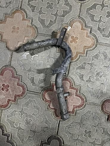 down pipe: Трубка Land Rover — 1