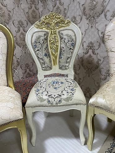 Стул для зала, Дерево