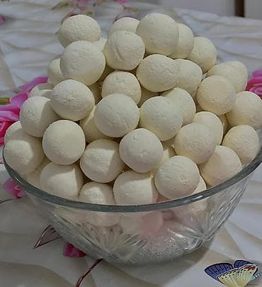 живой форел: Нарынский курут (сухие шарики из кисломолочного продукта) - — 2
