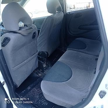 cr v rd5: Honda Fit: 2001 г., 1.3 л, Вариатор, Бензин, Хэтчбэк — 8