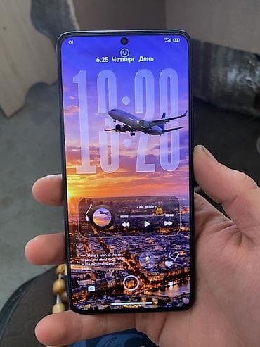 изогнутый экран: Poco X6 Pro 5G, Б/у, 512 ГБ, цвет - Черный, 2 SIM — 1