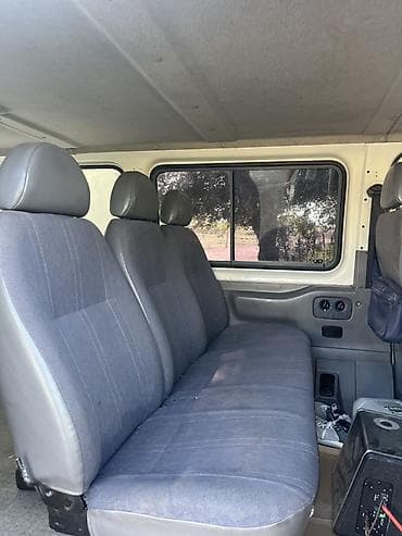 corolla 2003: Ford Transit: 2000 г., 2.5 л, Механика, Дизель, Фургон — 7