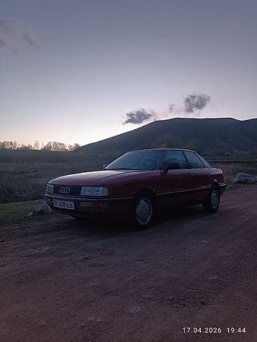 Audi 90: 1988 г., 2 л, Механика, Бензин, Седан