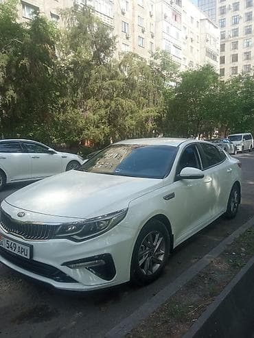 Продажа авто: Kia Optima: 2018 г., 2 л, Автомат, Газ, Седан — 3