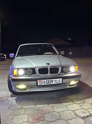 540: BMW : 1993 г., 4.4 л, Механика, Бензин, Седан — 6