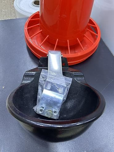 поилки для скота: Поилка для КРС (чугунная с языком) индивидуальная Чугунная — 5