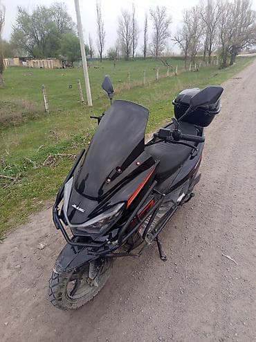 Скутер JIANG (бренд на облицовке) городской Срочно продаю скутер at lalafo.kg Скутер JIANG (бренд на облицовке) городской Срочно продаю скутер