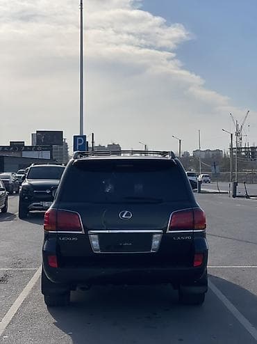 cl 63: Lexus LX: 2010 г., 5.7 л, Автомат, Газ, Внедорожник — 4