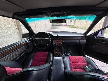 mers 210: Mercedes-Benz W124: 1991 г., 2.3 л, Ручные, Бензин, Седан — 8