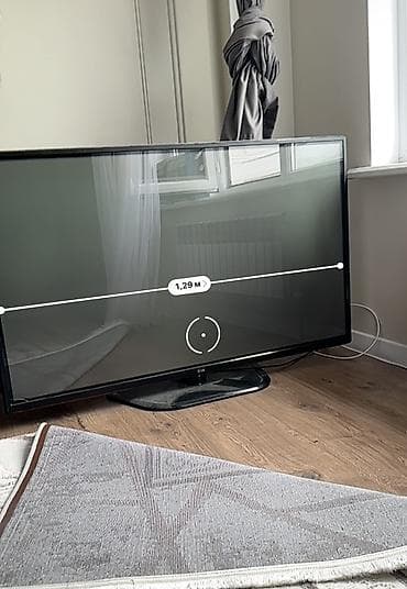 большой монитор: Продаю телевизор LG Поддерживает интернет. Диагональ 1.5 Ширина 1.3 — 2
