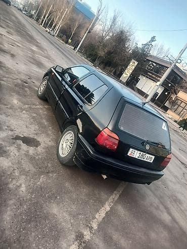 r17 4100: Volkswagen Golf: 1994 г., Ручные, Хэтчбэк — 7