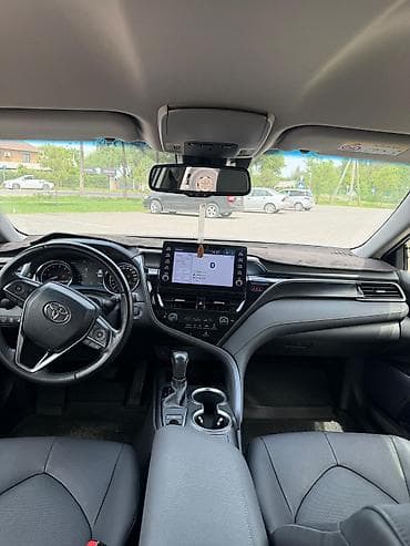 Унаа сатуу: Toyota Camry: 2023 г., 2.5 л, Автомат, Бензин, Седан — 4