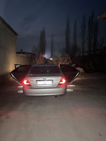 matiz 2: Toyota Camry: 2005 г., Бензин, Седан — 4