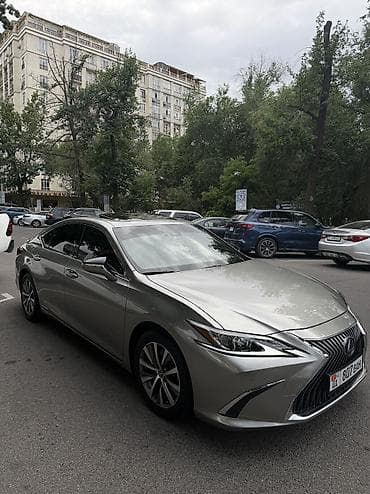 Авто аренда с водителем at lalafo.kg Авто аренда с водителем