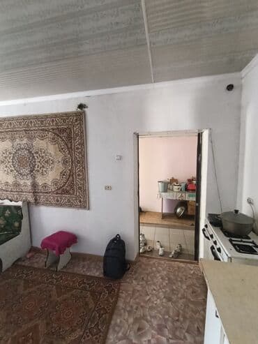 полдом: Полдома, 48 м², 3 комнаты, Собственник, Старый ремонт — 12