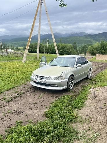 срв 1997: Honda Accord: 2001 г., 2 л, Автомат, Бензин, Седан — 3