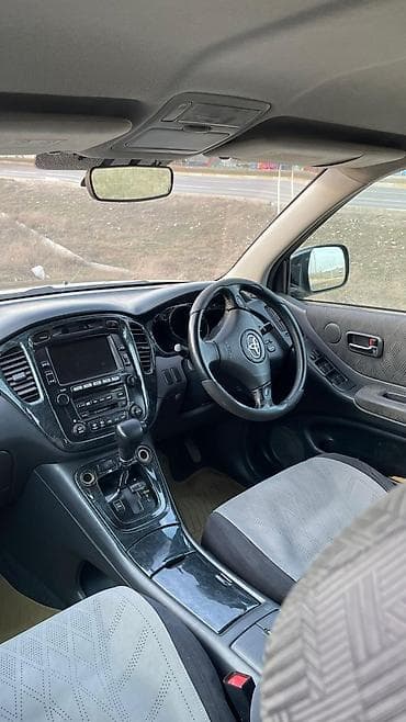 kluger: Toyota Kluger: 2003 г., 3 л, Автомат, Бензин, Кроссовер — 6